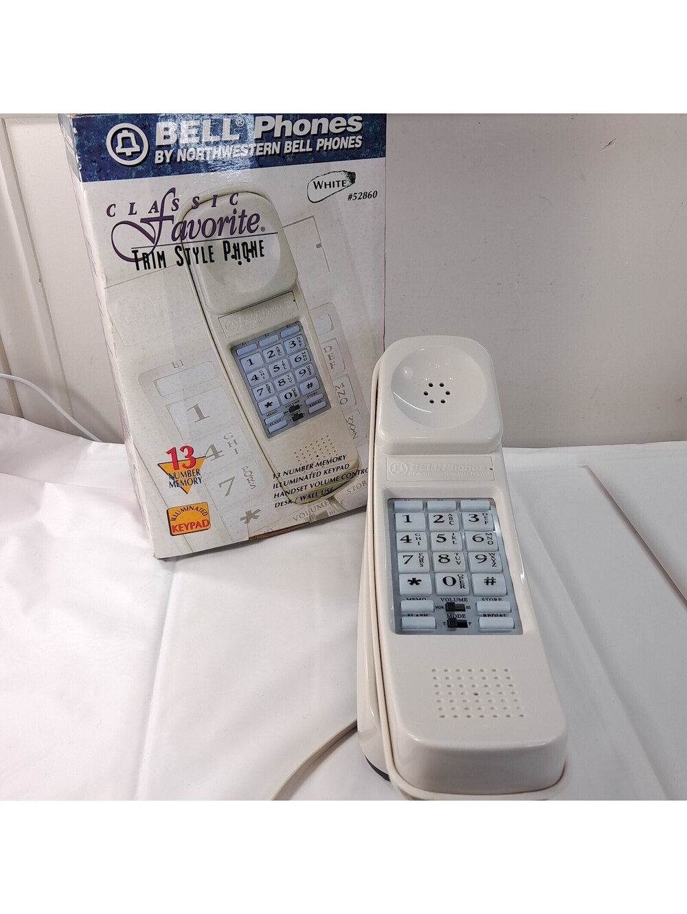 Vintage Northwestern Bell Phones White Classic Favorite Trim landline 52860